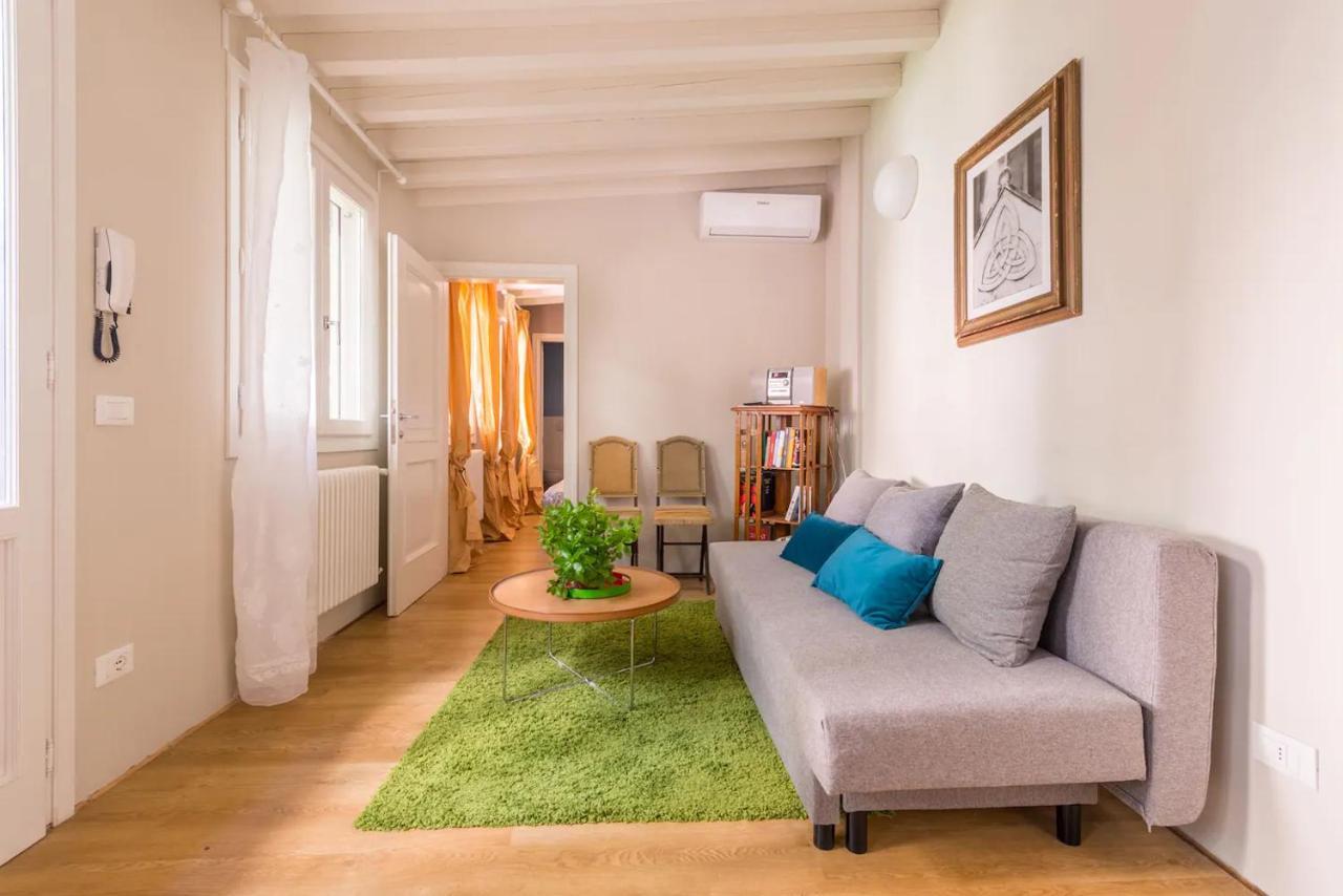 Boutique Apartment With Private Rooms And Garden Oasis Firenze Bagian luar foto