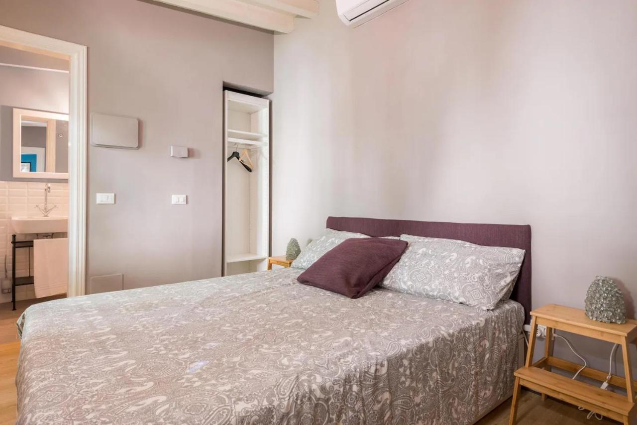 Boutique Apartment With Private Rooms And Garden Oasis Firenze Bagian luar foto