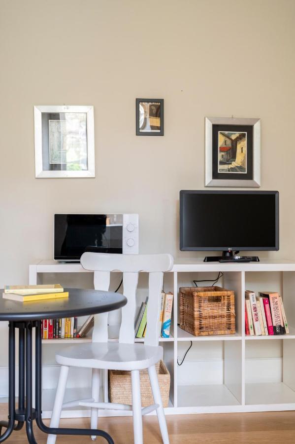 Boutique Apartment With Private Rooms And Garden Oasis Firenze Bagian luar foto